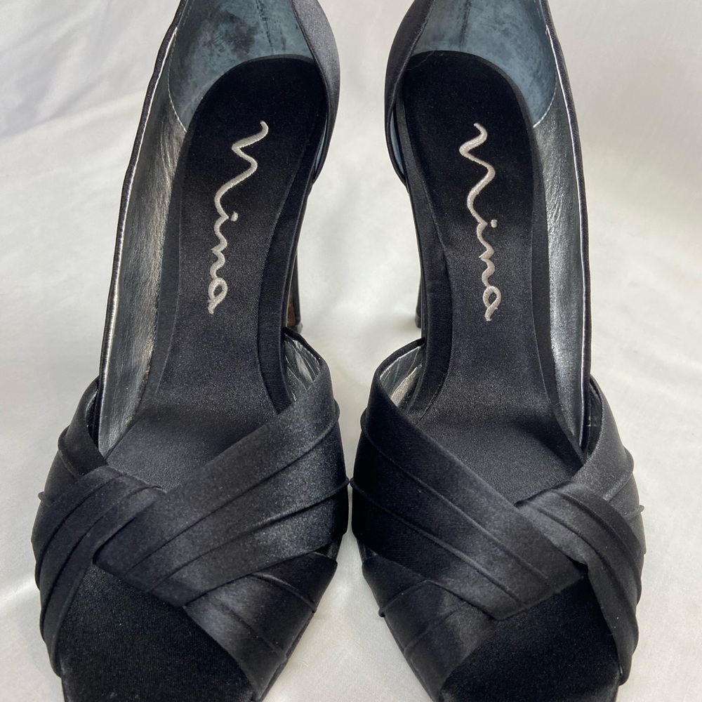 Women’s Nina black satin dress shoe 4 inch peep toe heels, size 7.5